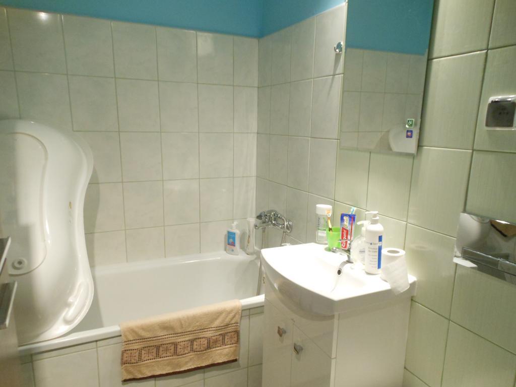 Appartement Apartament Obroncow Wybrzeza à Gdańsk Chambre photo